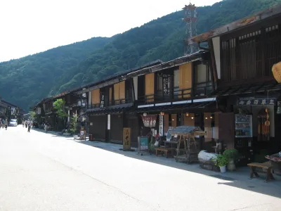 【旅ログ】奈良井宿（長野県）｜江戸時代の町並みと、夫が出会った木工品の話